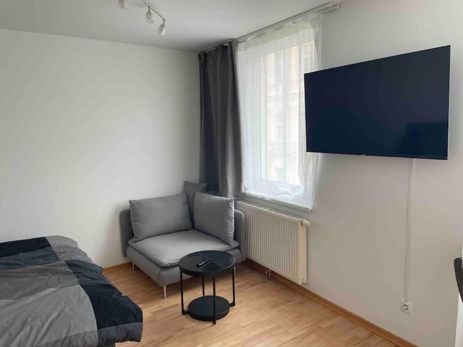 Apartment Next To Mariahilferstrasse Vienna Luaran gambar