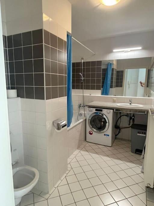 Apartment Next To Mariahilferstrasse Vienna Luaran gambar